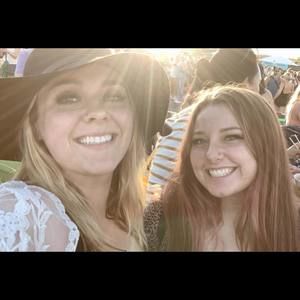 Meet your Posher, Leah